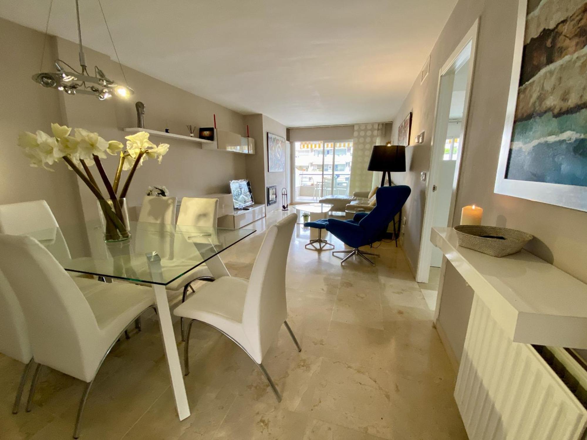 Peace Views And Terrace In Apartment Marbella