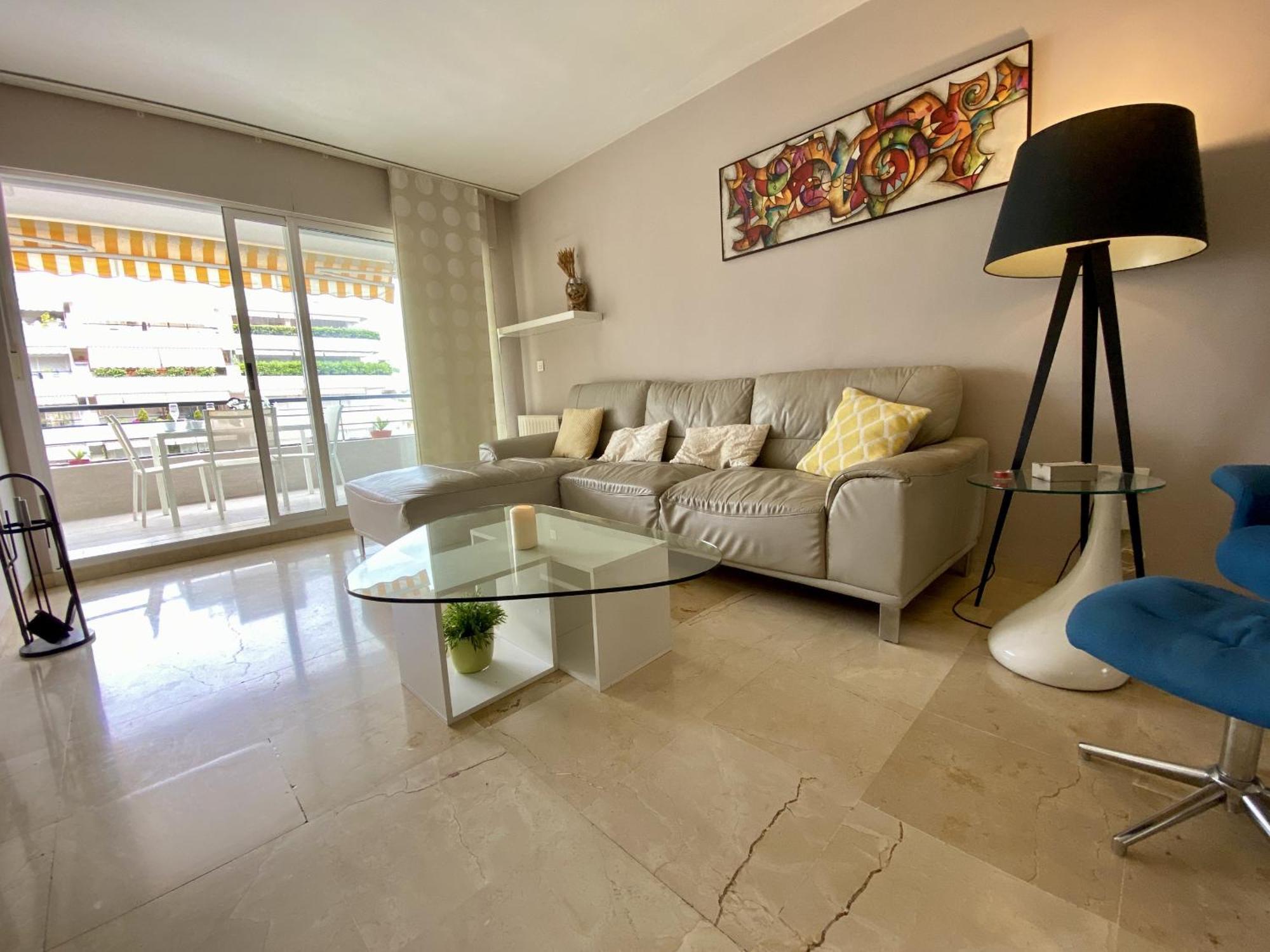 Apartment Peace Views And Terrace In Marbella