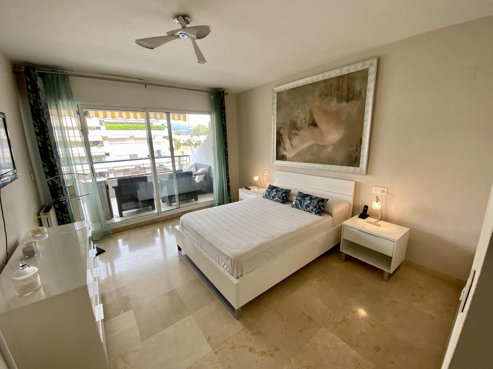 Peace Views And Terrace In