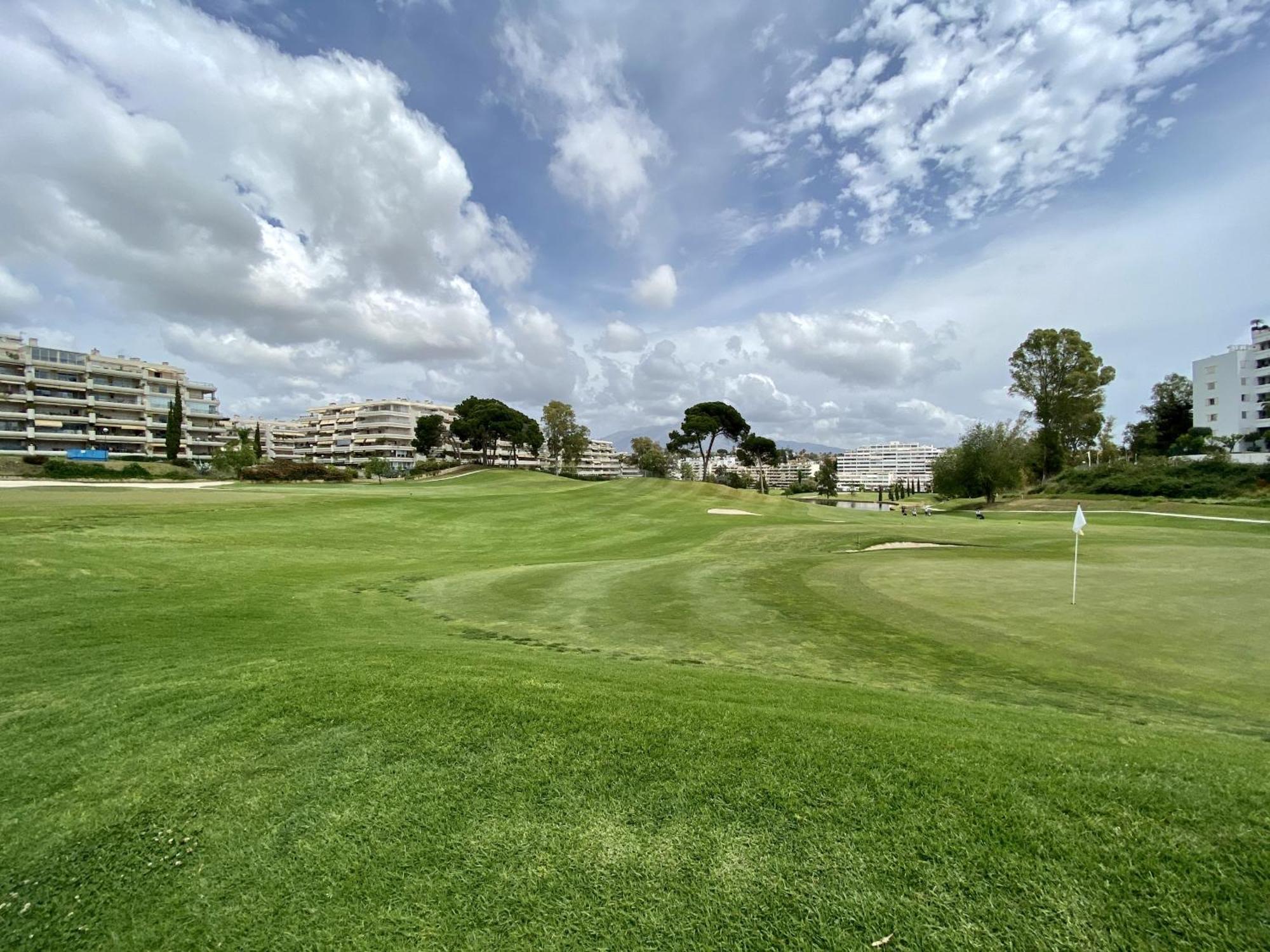 Apartment Peace Views And Terrace In Marbella